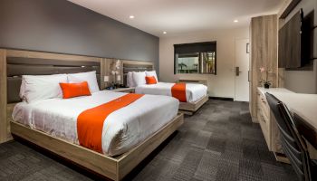 Canoga Hotel